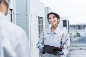 ショッピングモール内での施工現場